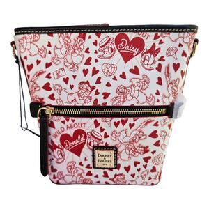 Disney Dooney and Bourke Crossbody Donald and Daisy Duck Valentines 2023